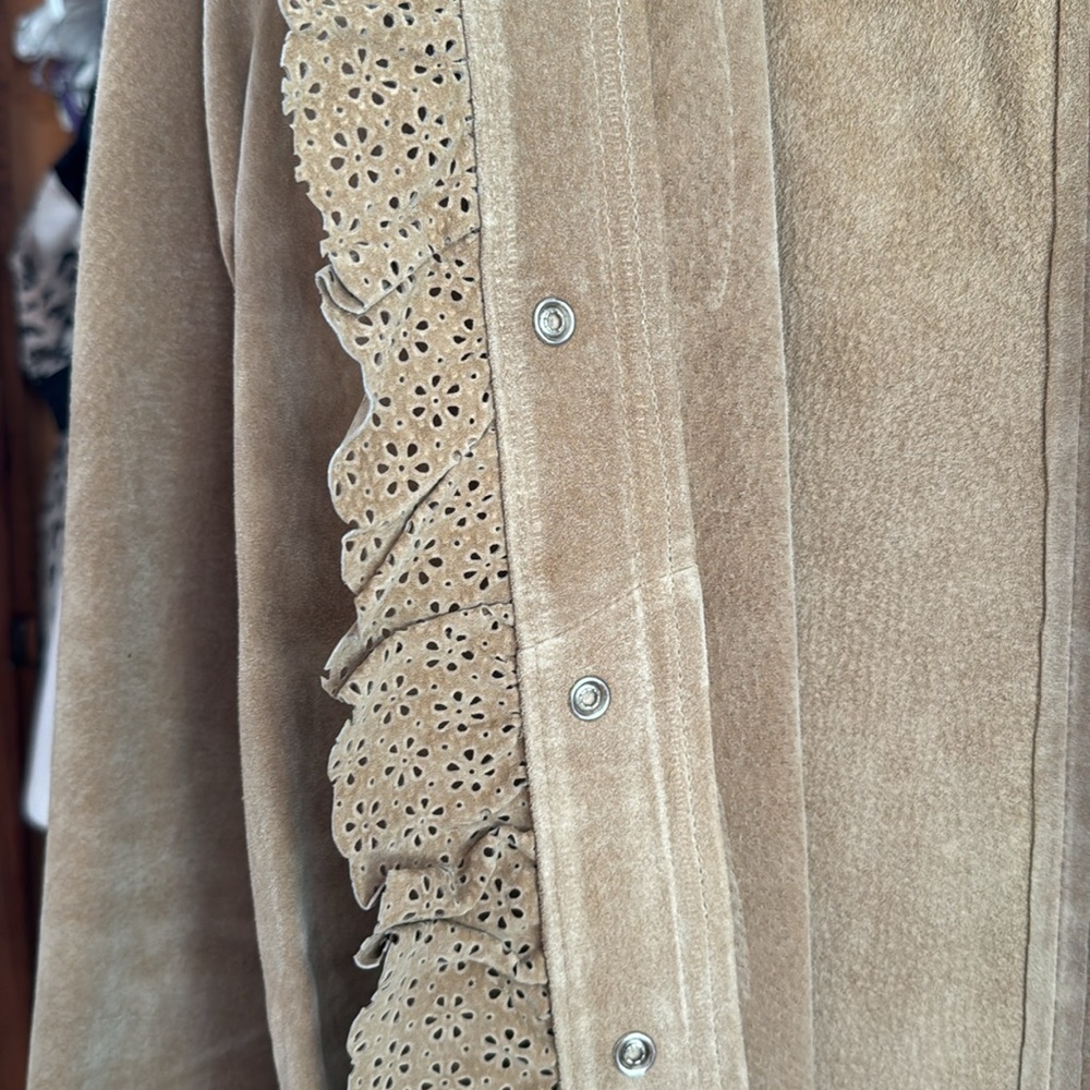 Leather jacket - Picture 3 of 3